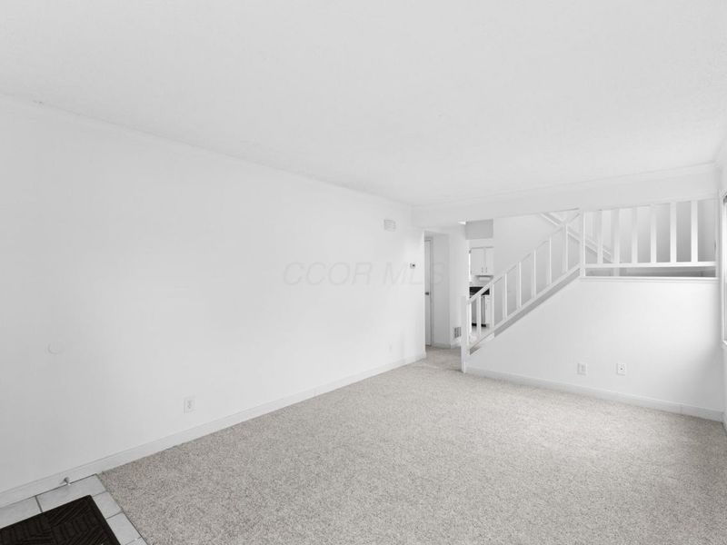 4840 Briston Drive, Columbus, OH 43221 Photo 5