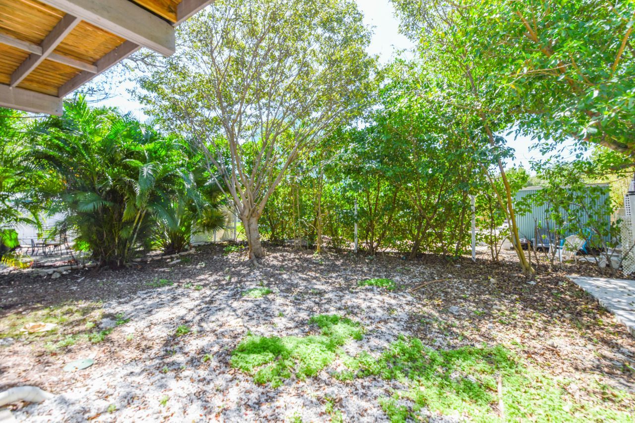 31042 Avenue J, Big Pine Key, FL 33043 Photo