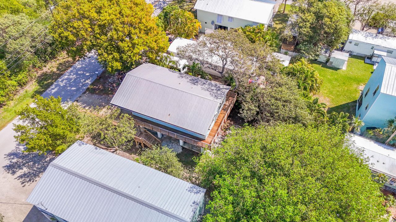 31042 Avenue J, Big Pine Key, FL 33043 Photo