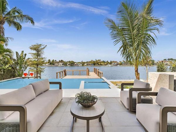 535 N Shore Dr, Miami Beach, FL 33141