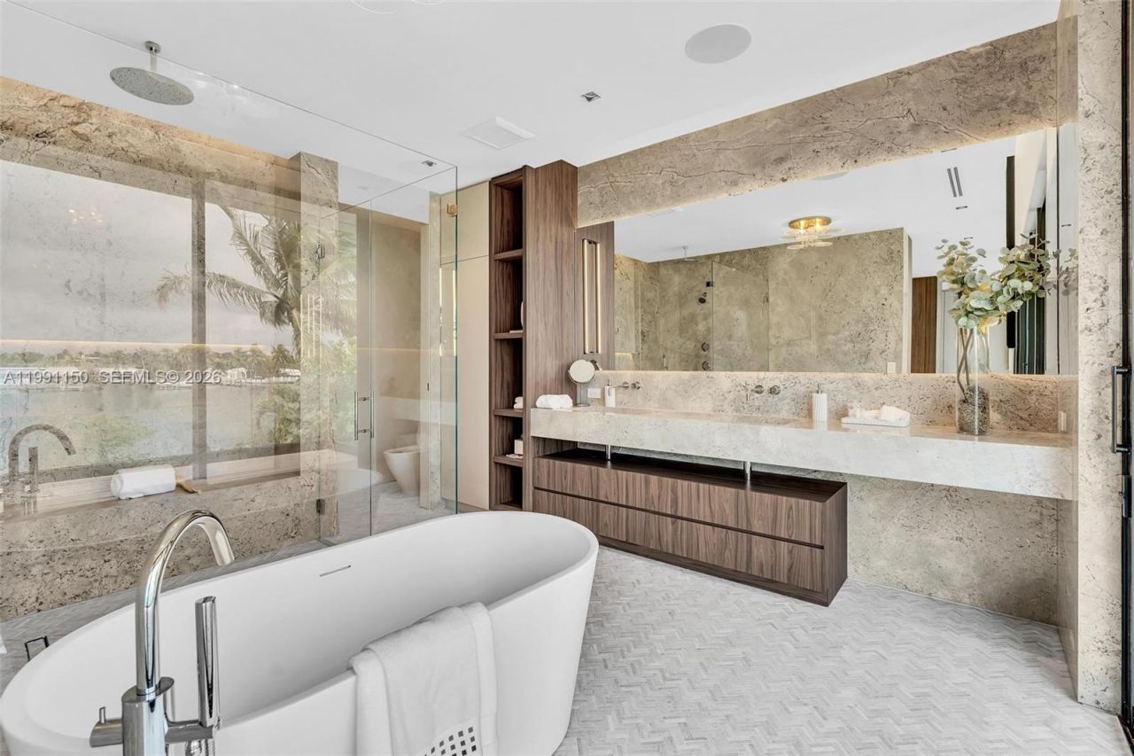 535 N Shore Dr, Miami Beach, FL 33141 Photo
