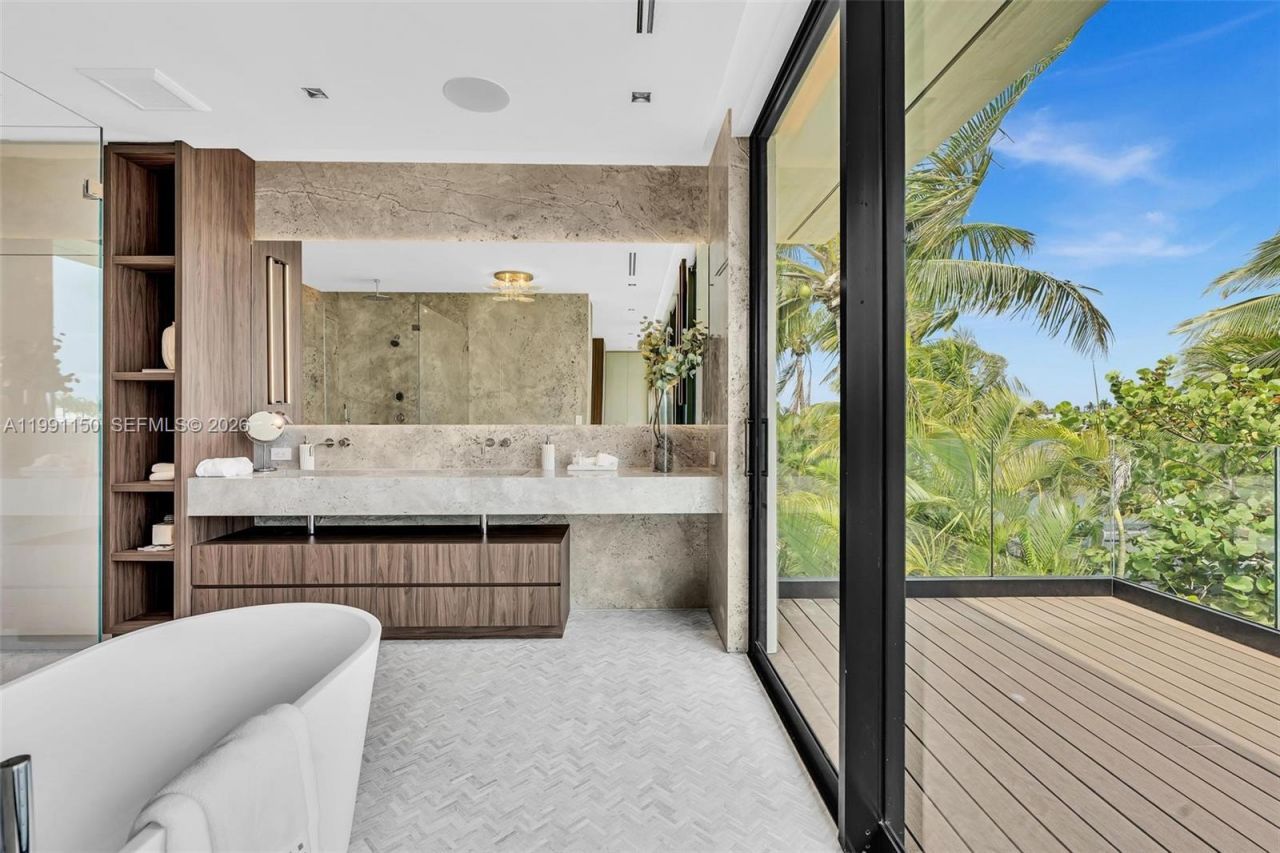 535 N Shore Dr, Miami Beach, FL 33141 Photo