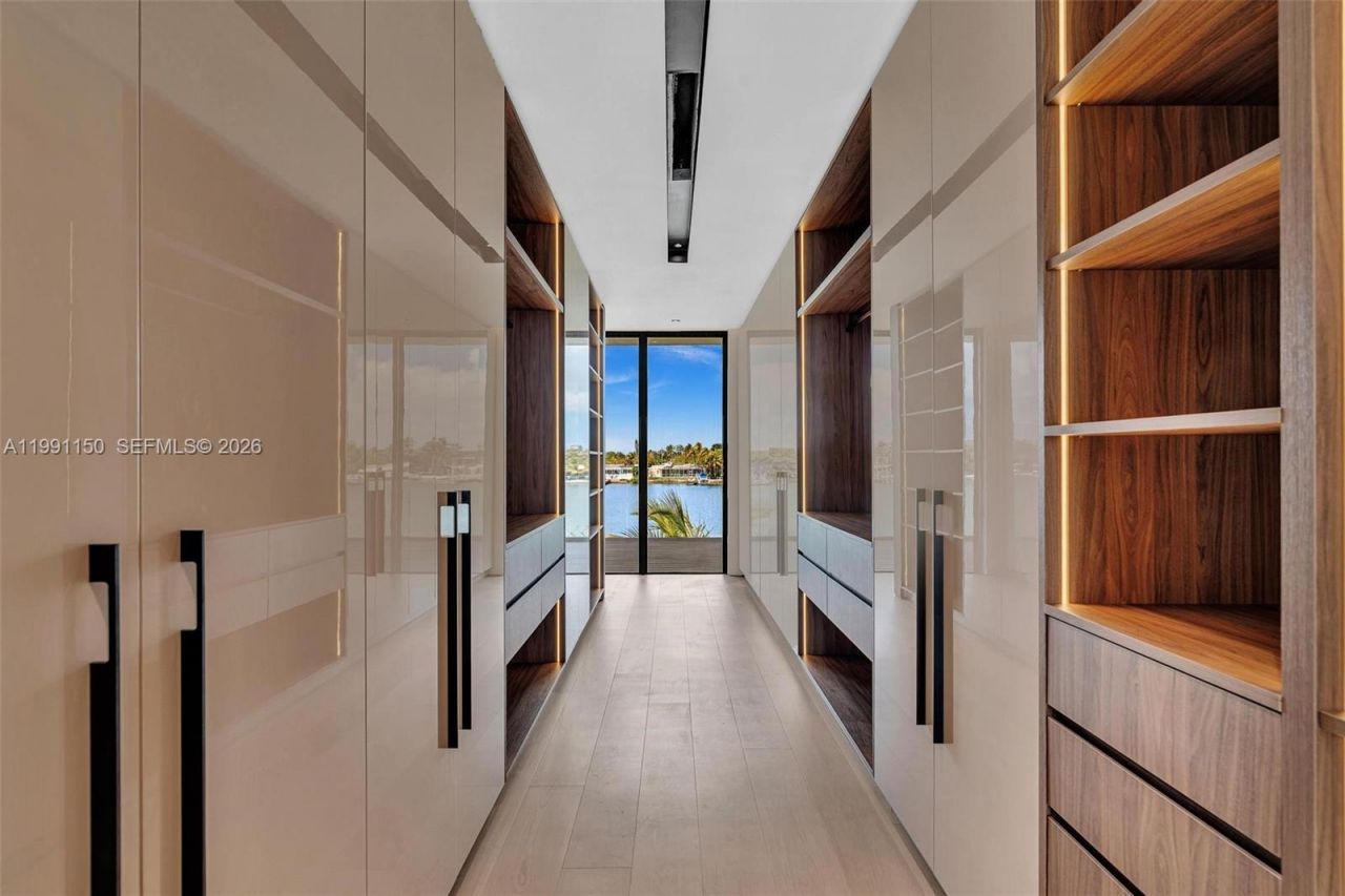 535 N Shore Dr, Miami Beach, FL 33141 Photo