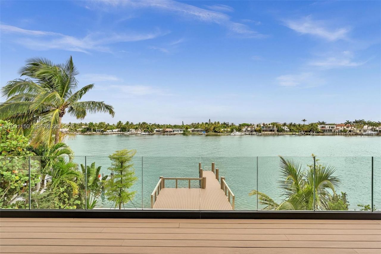 535 N Shore Dr, Miami Beach, FL 33141 Photo