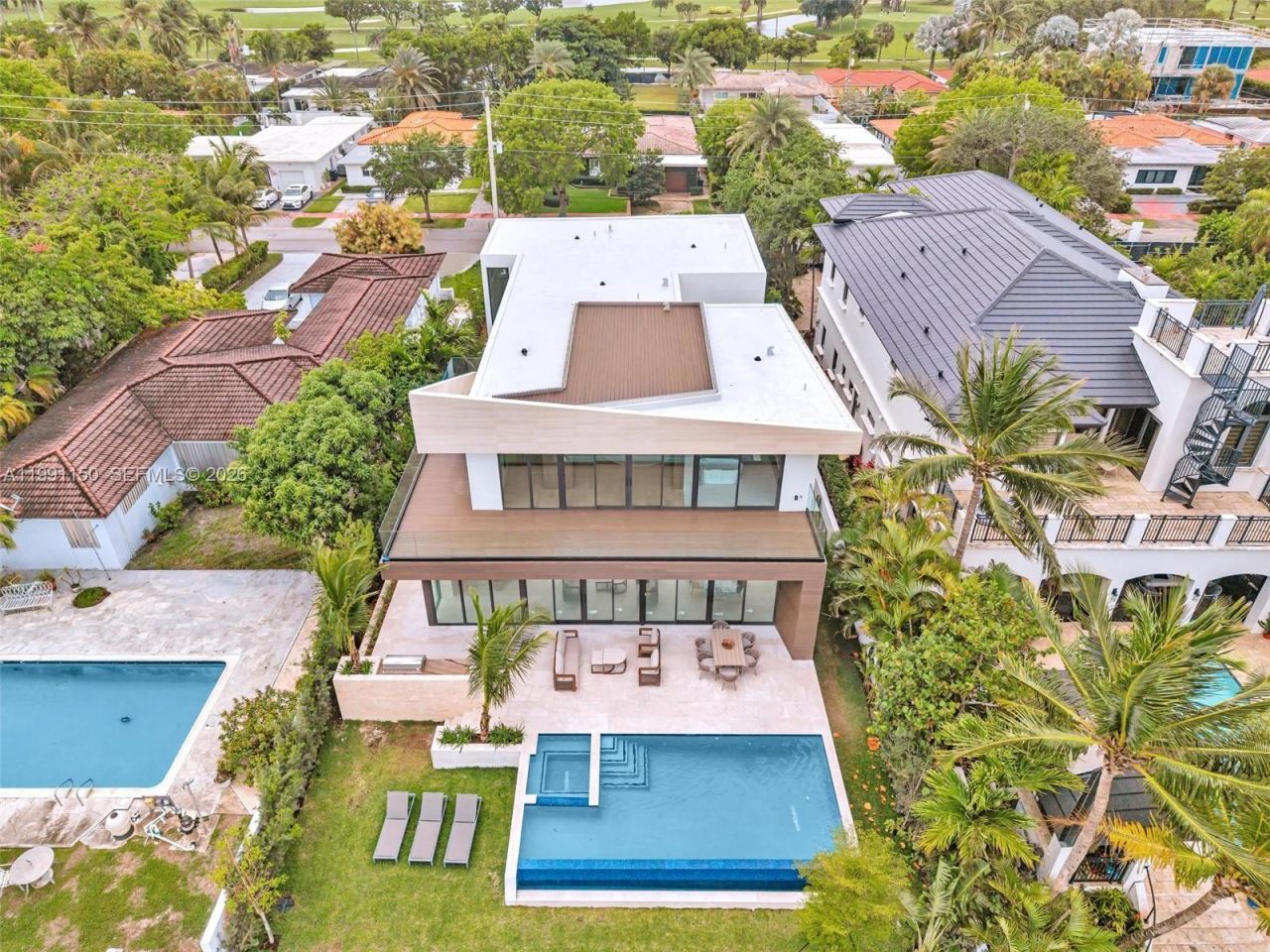 535 N Shore Dr, Miami Beach, FL 33141 Photo