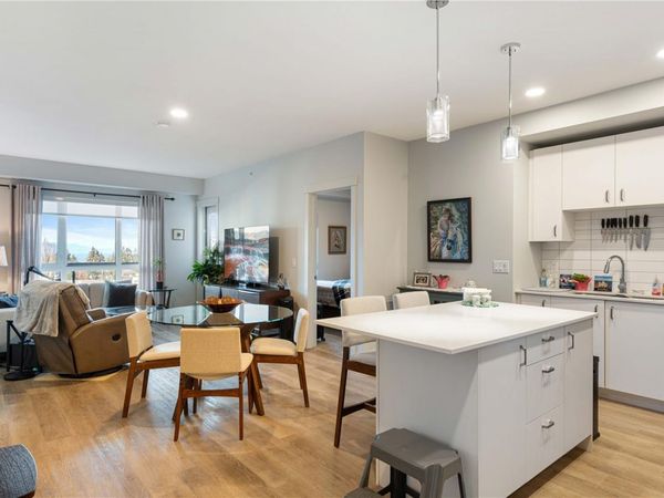 120 Jensen Ave W, Unit 403, Parksville, BC V9P 0H6