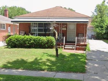 8452 Nightingale Street, Dearborn Heights, MI 48127