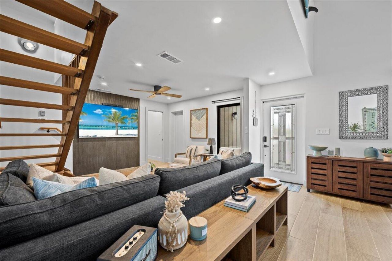 1605 Us-1, Unit 1f, Jupiter, FL 33477 Photo