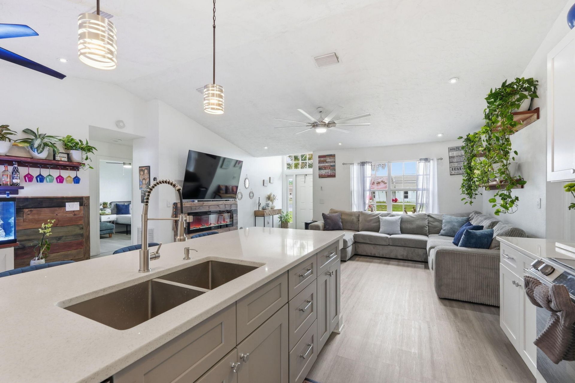 494 SW Paar Drive, Port Saint Lucie, FL 34953 Photo