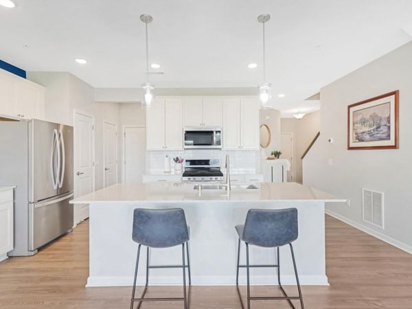 9541 4th Street N, Lake Elmo, MN 55042