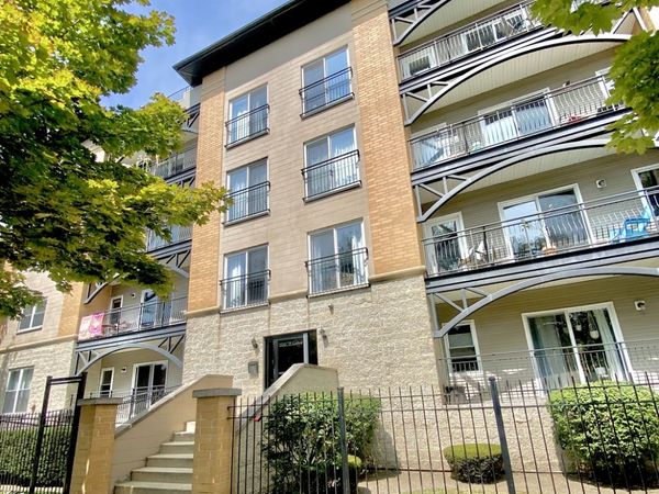 2720 W Cortland Street , Unit 201, Chicago, IL 60647