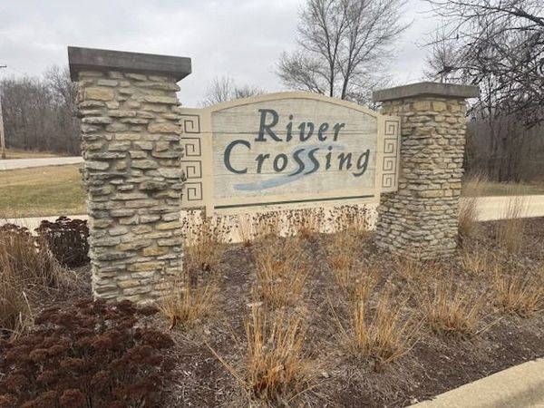 1833 Indian Trail , Kankakee, IL 60901