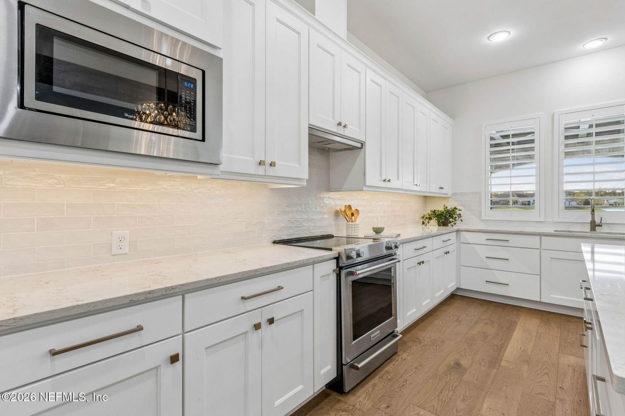 5226 Commissioners Drive, Jacksonville, FL 32224 Photo