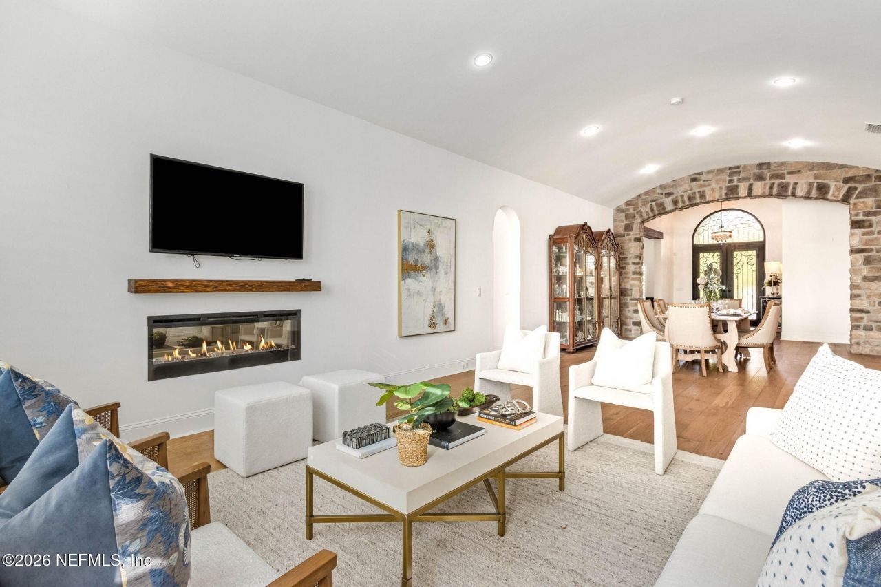 5226 Commissioners Drive, Jacksonville, FL 32224 Photo