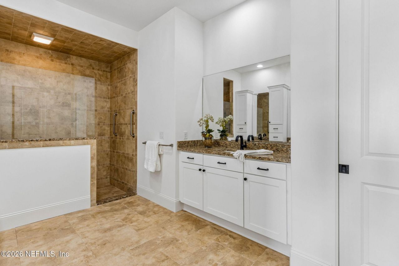 5226 Commissioners Drive, Jacksonville, FL 32224 Photo