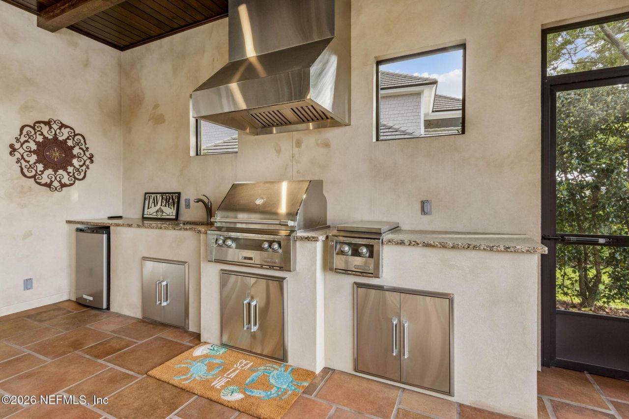 5226 Commissioners Drive, Jacksonville, FL 32224 Photo