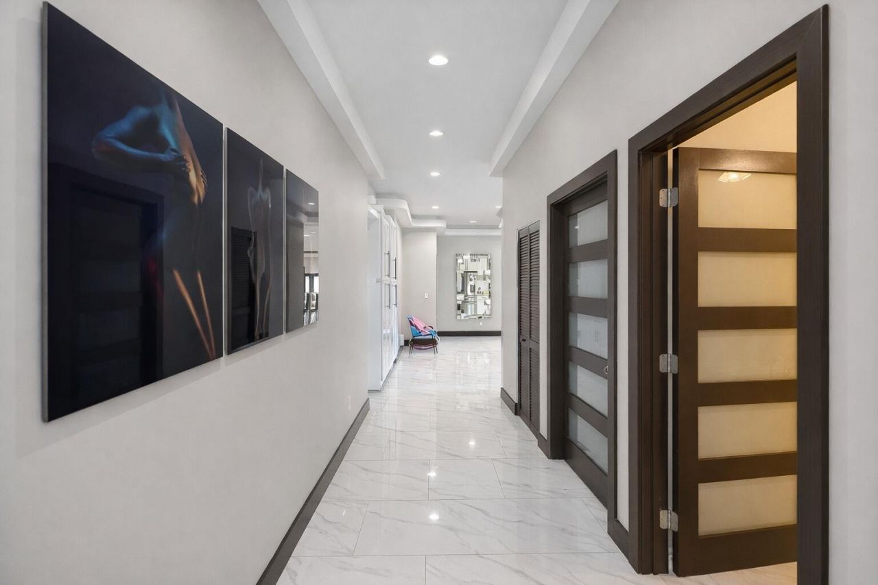 725 Mercury Street, West Palm Beach, FL 33406 Photo