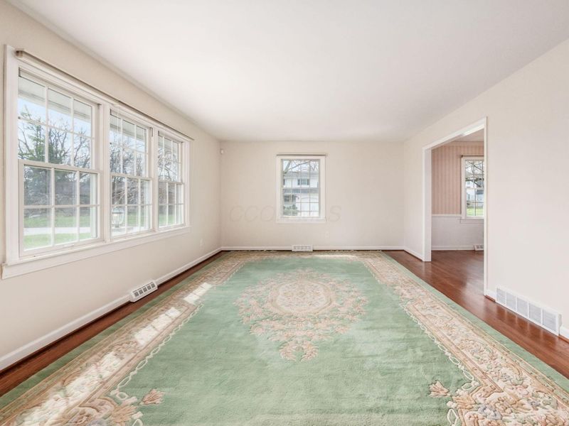 880 Lynbrook Road, Columbus, OH 43235 Photo 11