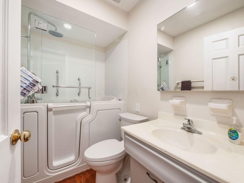 880 Lynbrook Road, Columbus, OH 43235 Photo 32