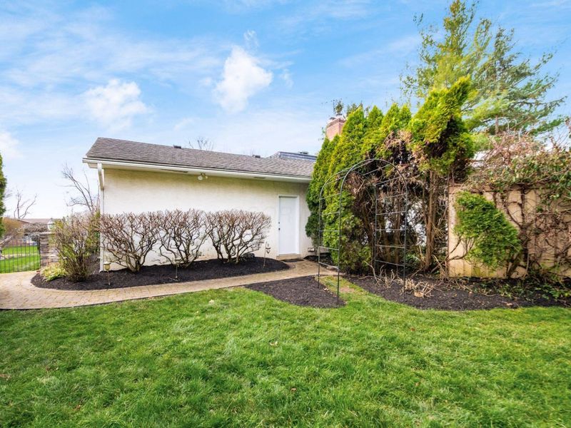 880 Lynbrook Road, Columbus, OH 43235 Photo 53