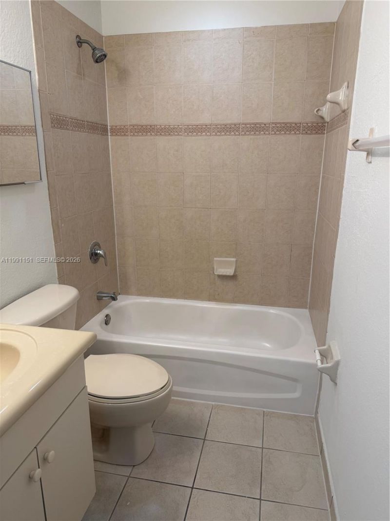 11001 NW 83rd St, Unit 103, Doral, FL 33178 Photo