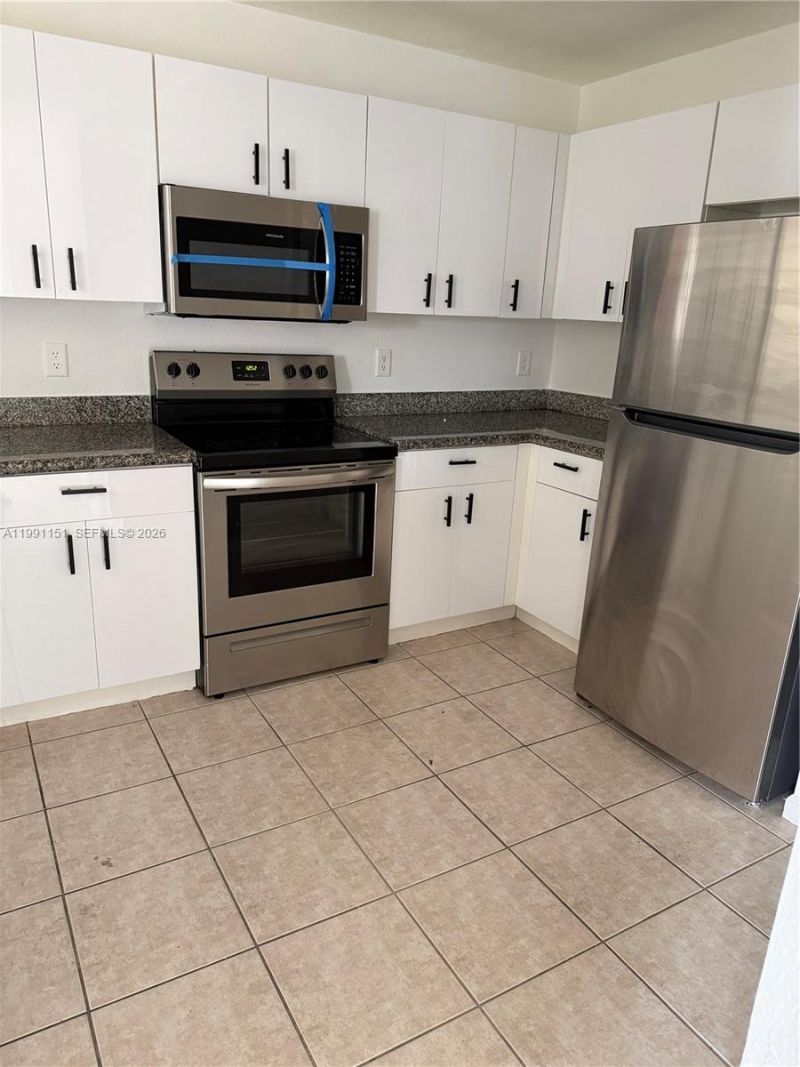 11001 NW 83rd St, Unit 103, Doral, FL 33178 Photo