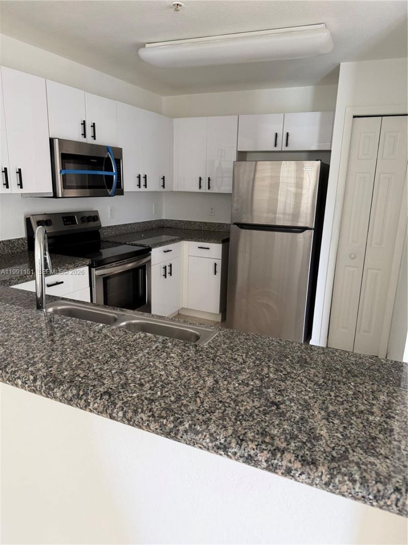 11001 NW 83rd St, Unit 103, Doral, FL 33178 Photo