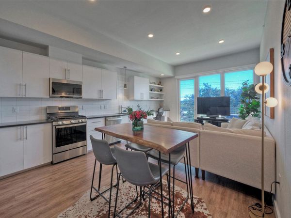 4004 Banister LN, Unit 207, Austin, TX 78704