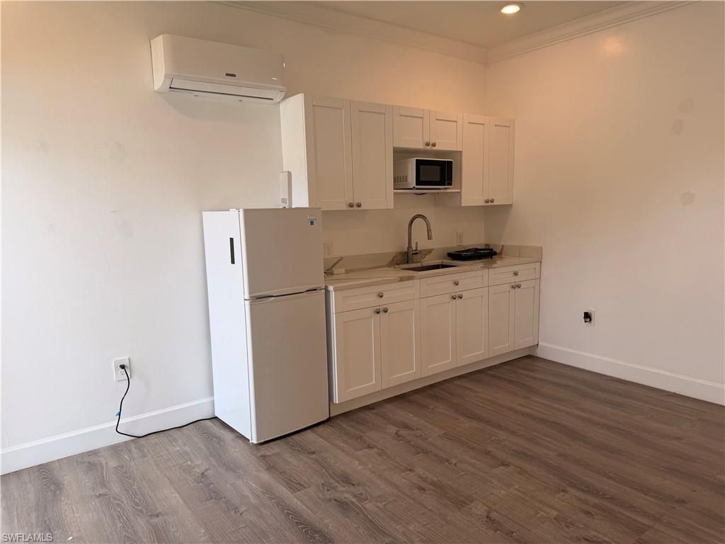 118 Lucille Ave , Fort Myers, FL 33916 Photo