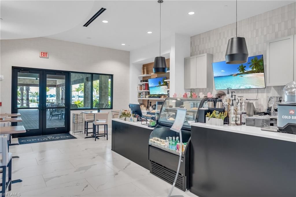 12330 Canal Grande Dr, Fort Myers, FL 33913 Photo