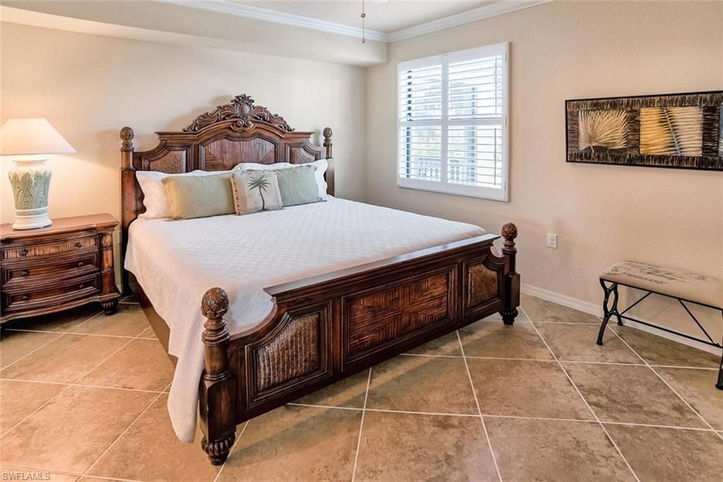 9719 Acqua Ct, Unit 228, Naples, FL 34113 Photo
