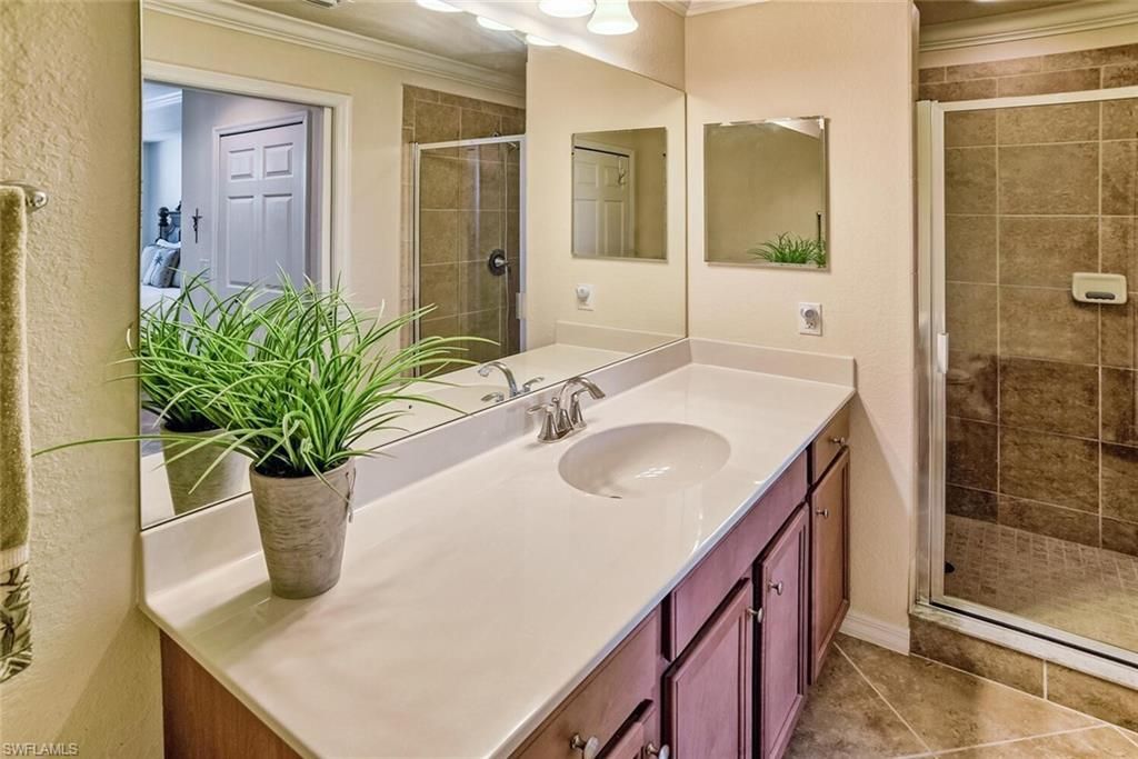 9719 Acqua Ct, Unit 228, Naples, FL 34113 Photo