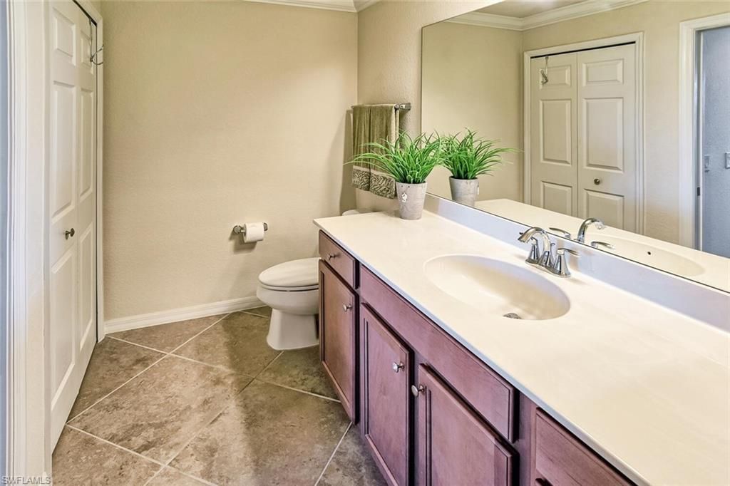 9719 Acqua Ct, Unit 228, Naples, FL 34113 Photo