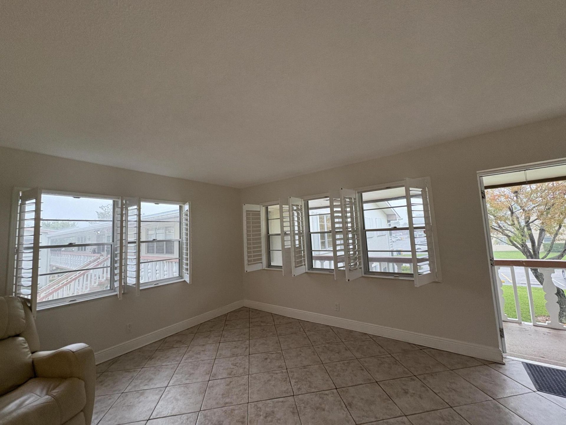 48 Bedford B, West Palm Beach, FL 33417 Photo