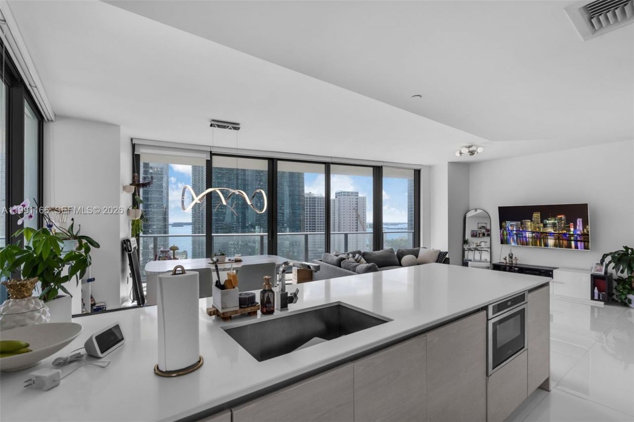1300 S Miami Ave, Unit 1601, Miami, FL 33130 Photo