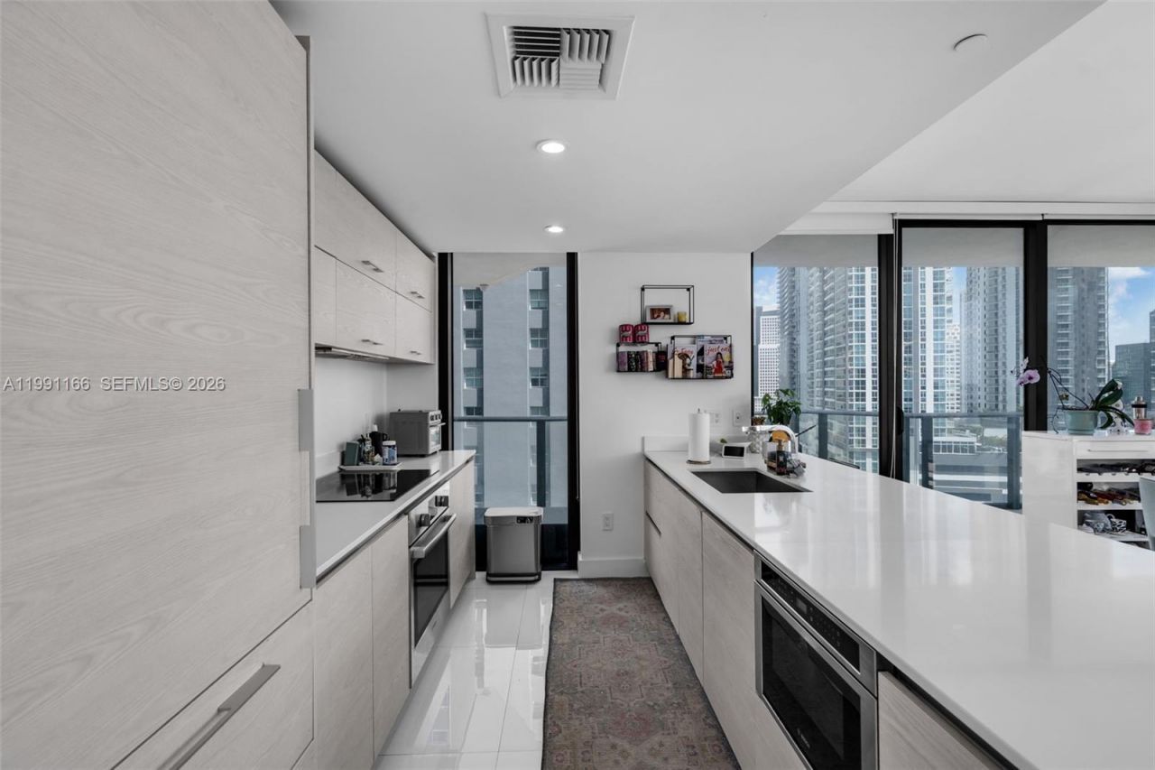 1300 S Miami Ave , Unit 1601, Miami, FL 33130 Photo