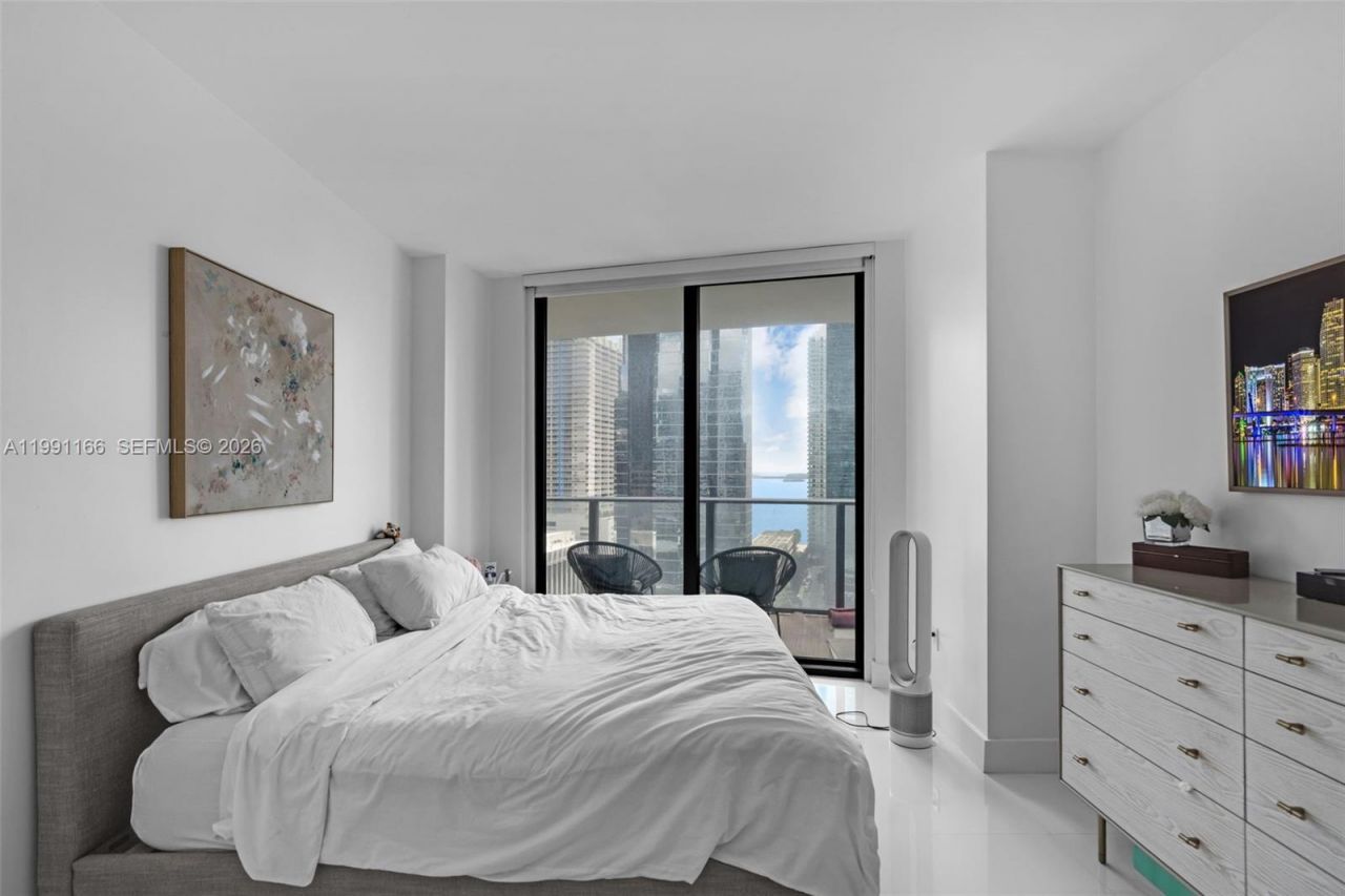 1300 S Miami Ave , Unit 1601, Miami, FL 33130 Photo