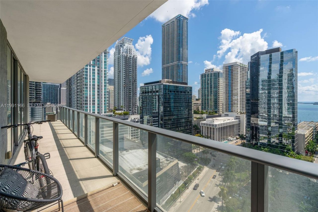 1300 S Miami Ave , Unit 1601, Miami, FL 33130 Photo