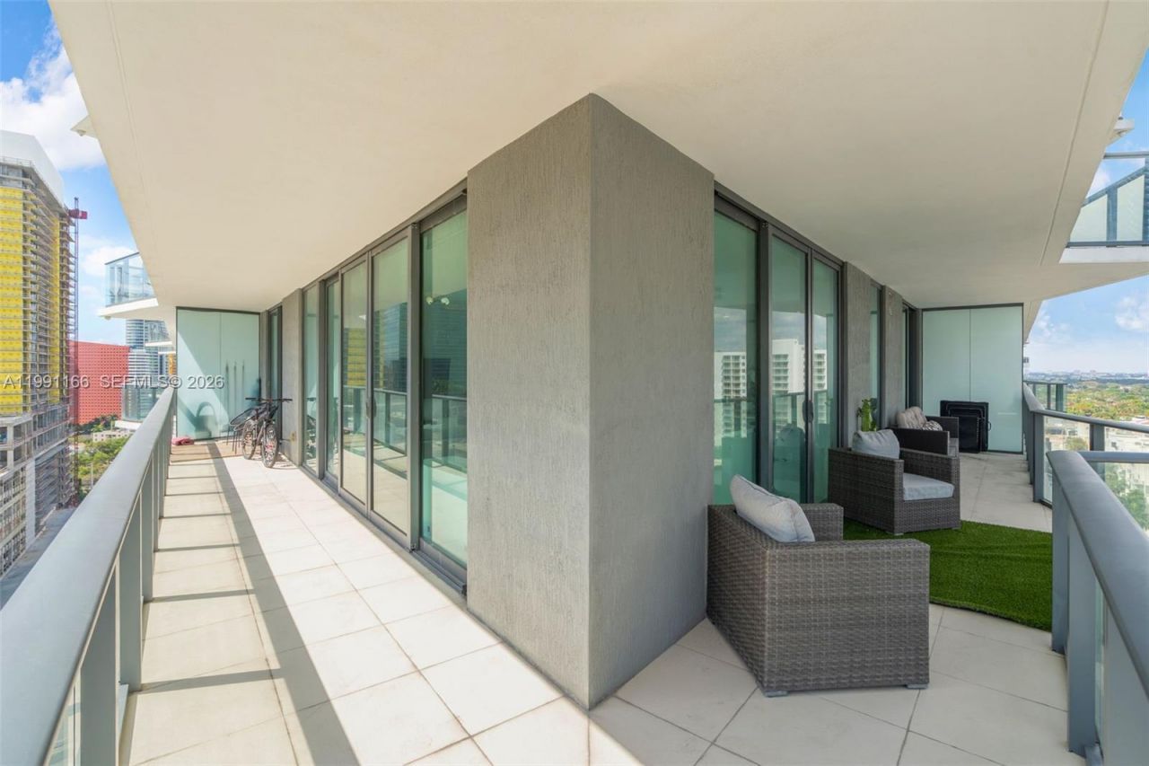 1300 S Miami Ave, Unit 1601, Miami, FL 33130 Photo