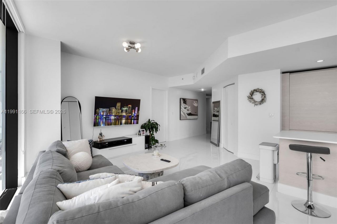 1300 S Miami Ave , Unit 1601, Miami, FL 33130 Photo