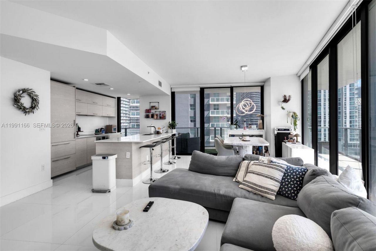 1300 S Miami Ave , Unit 1601, Miami, FL 33130 Photo