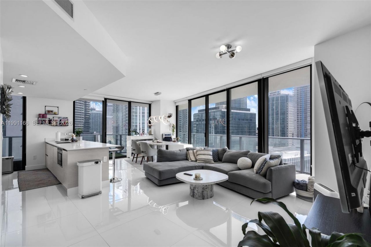 1300 S Miami Ave , Unit 1601, Miami, FL 33130 Photo