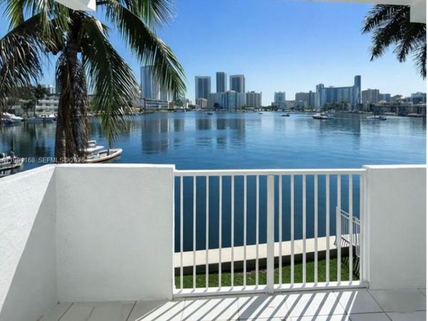462 Golden Isles Dr , Unit 210, Hallandale Beach, FL 33009