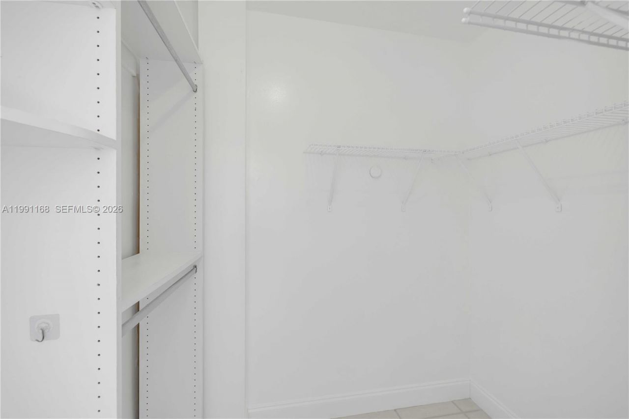 462 Golden Isles Dr, Unit 210, Hallandale Beach, FL 33009 Photo