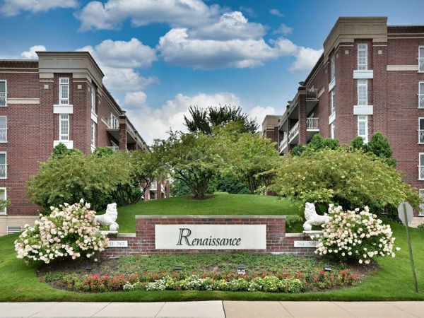 7081 W Touhy Avenue , Unit 606, Niles, IL 60714