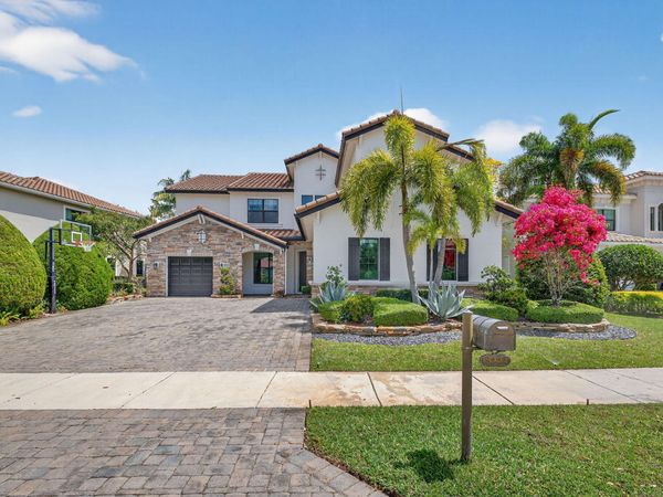 8222 Bradford Way, Parkland, FL 33076