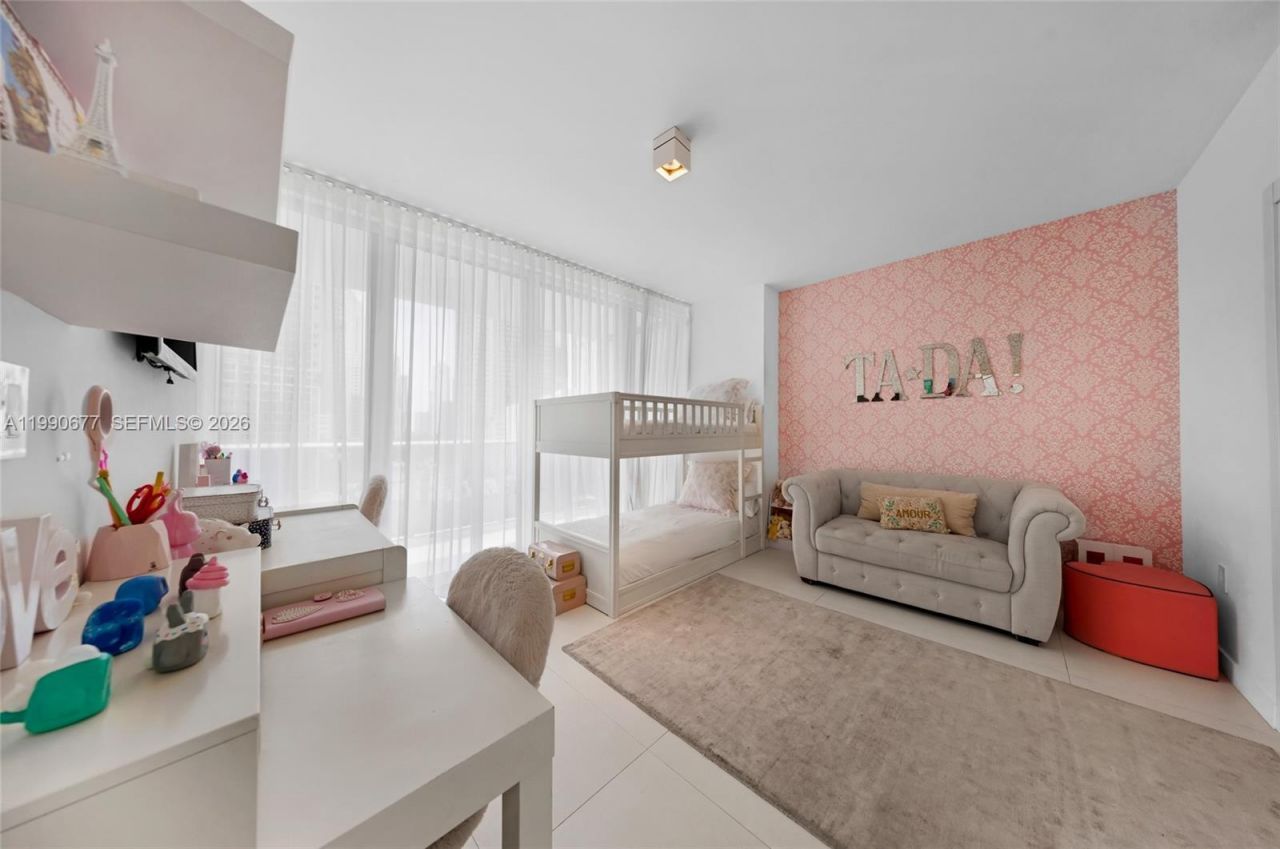 200 Biscayne Boulevard Way , Unit 904, Miami, FL 33131 Photo