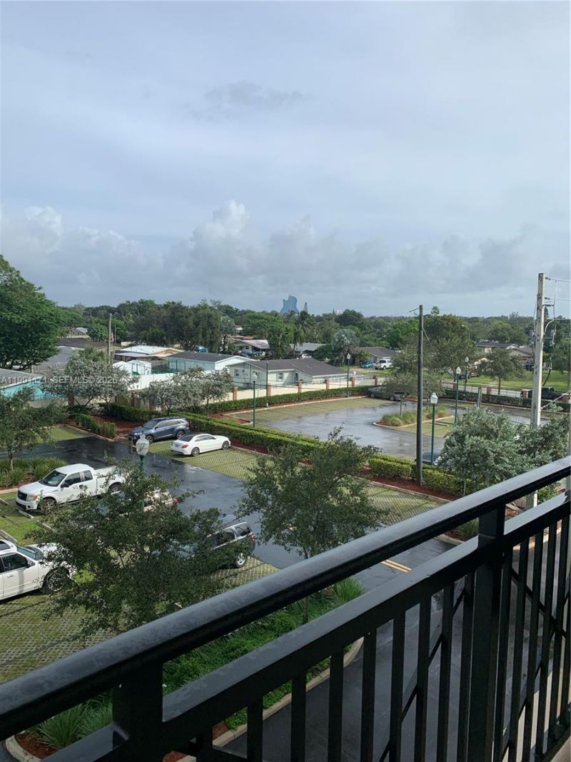 4100 SW 64th Ave, Unit 309, Davie, FL 33314 Photo