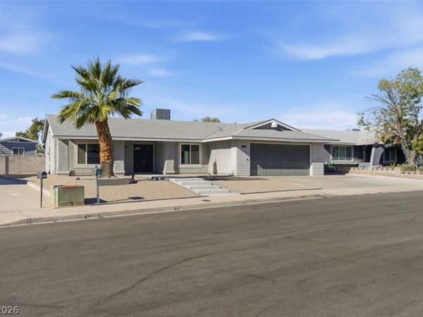 782 Darlene Way , Boulder City, NV 89005
