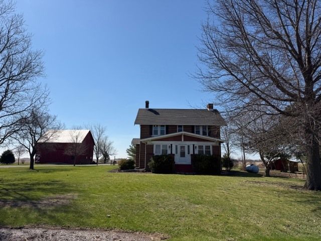 915 E Emery Road, Maroa, IL 61756 Main Photo